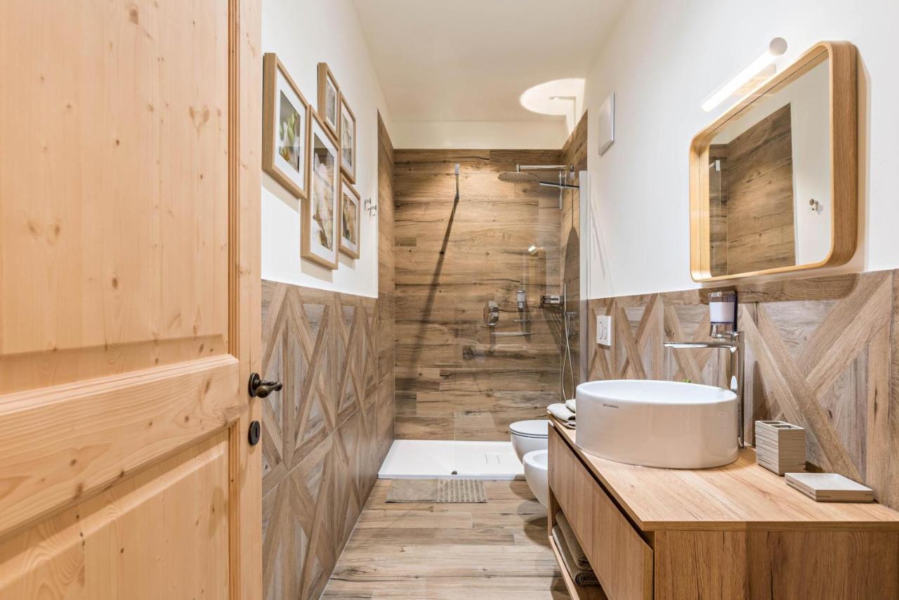 Wellness Lodge Riccardo Santa Giuliana Bagian luar foto