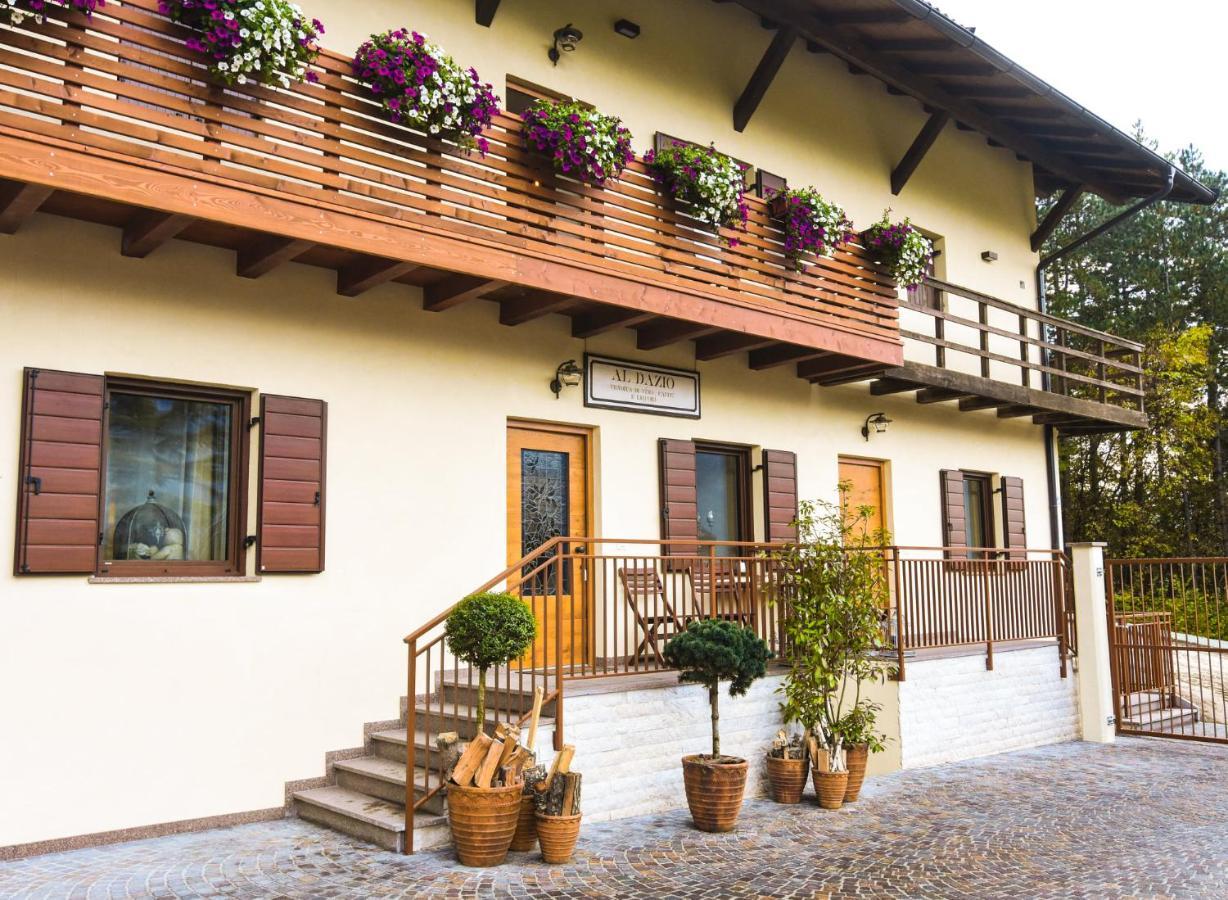 Wellness Lodge Riccardo Santa Giuliana Bagian luar foto